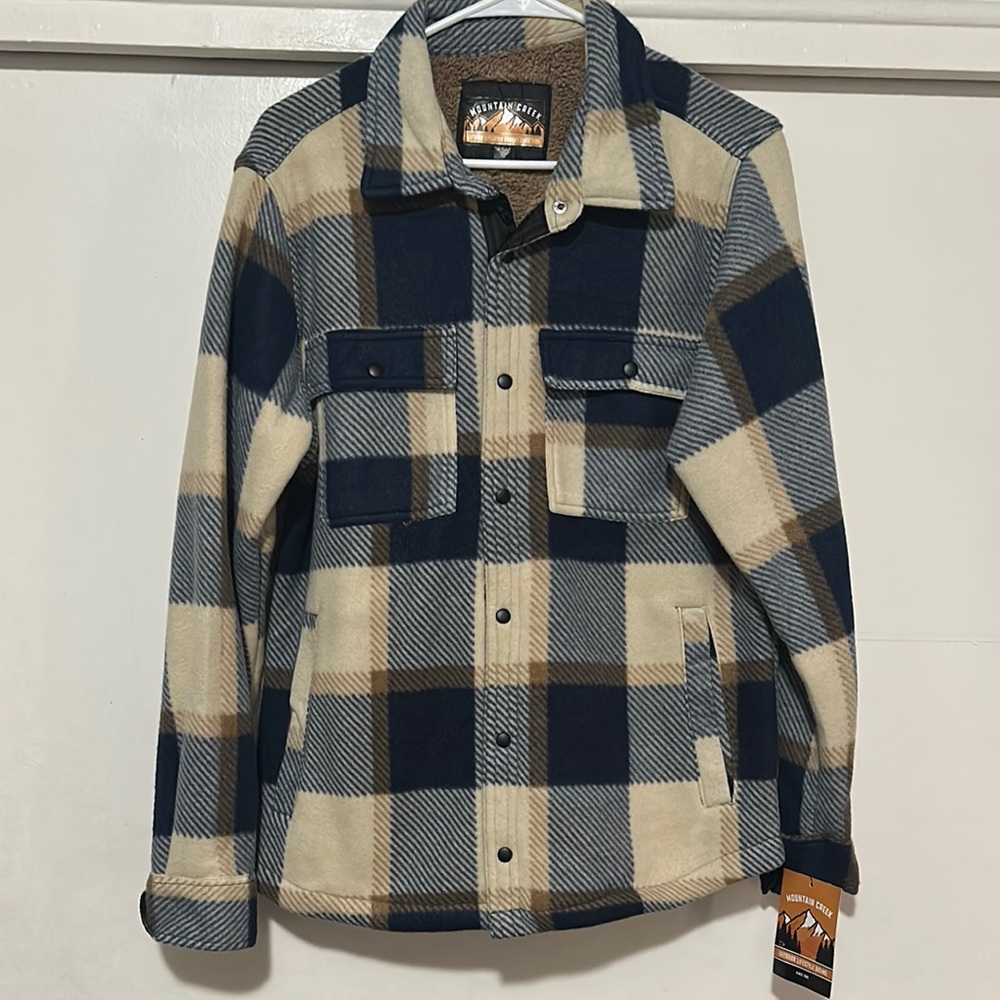 Mountain Creek Plaid Button-Up Jacket in Blue and Cream